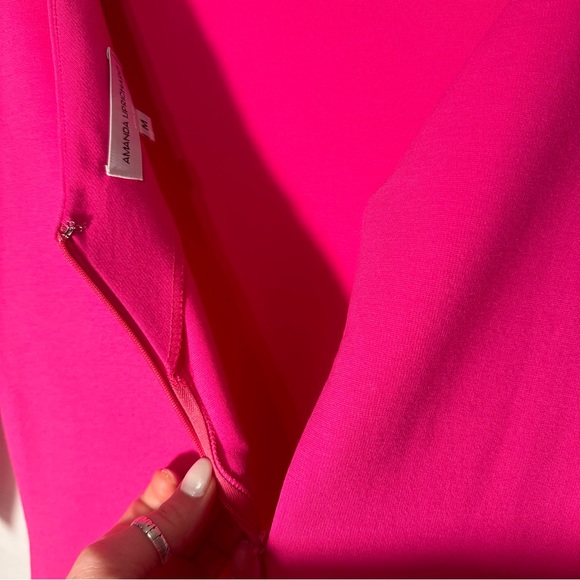 Amanda Uprichard Fuchsia Pink 3/4 Sleeve V-Back Stretch Fitted Dress Size Medium - Picture 8 of 12